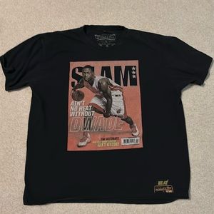 Slam Mitchell and Ness Dwayne Wade T-shirt. Size Xl